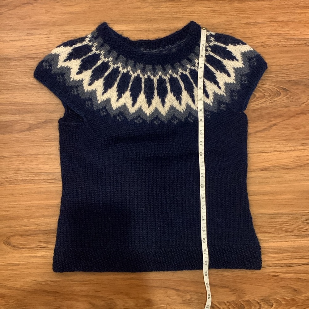 Patterned Yoke Wool Vest - Picture 4 of 5